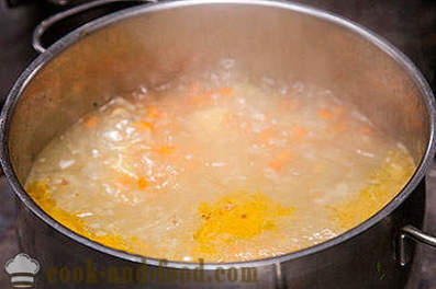Kislica juha z jajcem recept s fotografijo