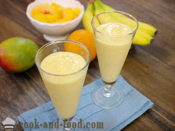 Cocktail tropskega sadja z jogurtom