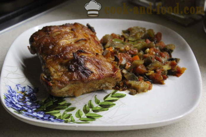 Svinjina v pečici, pečen z gobami in zelenjavo - kako speči okusne prsi v pečici, recept s fotografijo poshagovіy