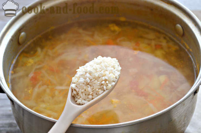 Sveže zelje juha z mesom in rižem - kako kuhati meso juho, korak za korakom receptov fotografije