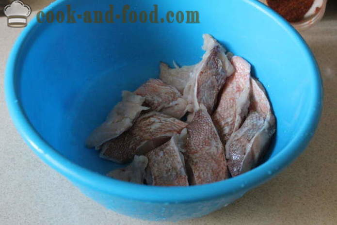 Ribe marinirane v kisu s čebulo in brina - kako kuhati marinirane ribe doma, korak za korakom receptov fotografije