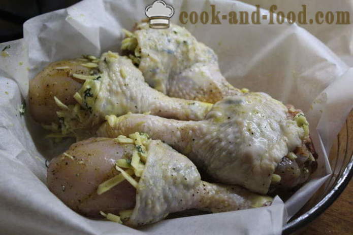 Polnjene piščančje bedro v pečici - kako kuhati okusno piščančje krače, korak za korakom receptov fotografije