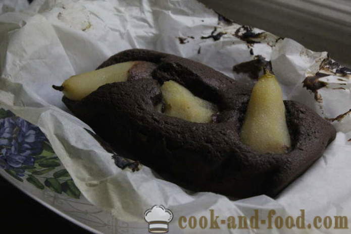 Čokoladna torta z celih hrušk - Kako narediti čokoladno torto s hruško doma, korak za korakom receptov fotografije
