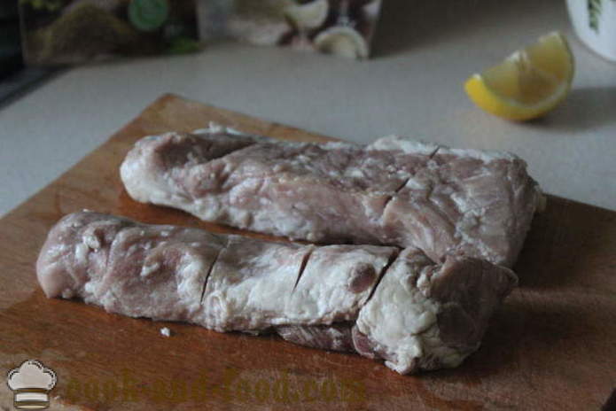 Svinjska pečenka v folijo - tako okusno kuhati svinjine v sojini omaki, korak za korakom receptov fotografije