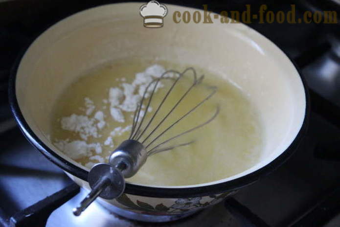 Pear pita testo - kako speči torto s hruškami, jajčno in narastek v pečici, s korak za korakom receptov fotografije