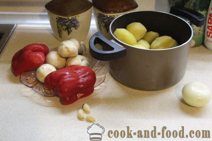 Topla gobova solata s krompirjem - kako narediti toplo krompirjevo solato z gobami, korak za korakom receptov fotografije