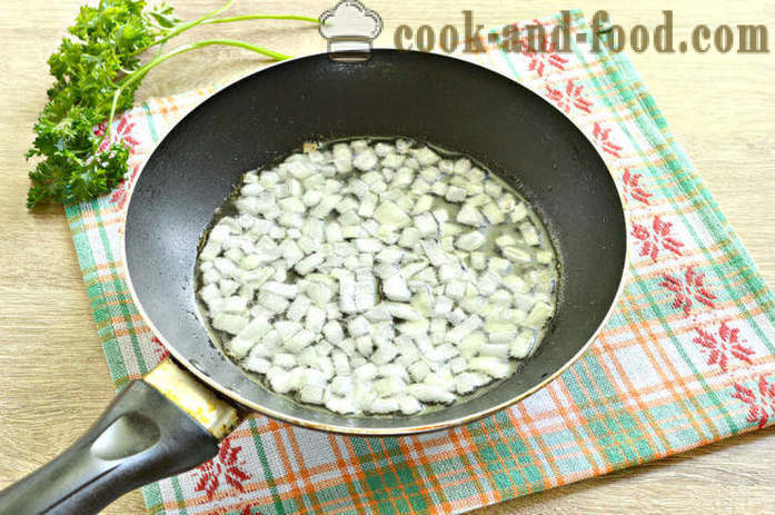 Krompir z gobami v kislo smetano - kako kuhati gobe s krompirjem in kislo smetano v ponvi, s korak za korakom receptov fotografije