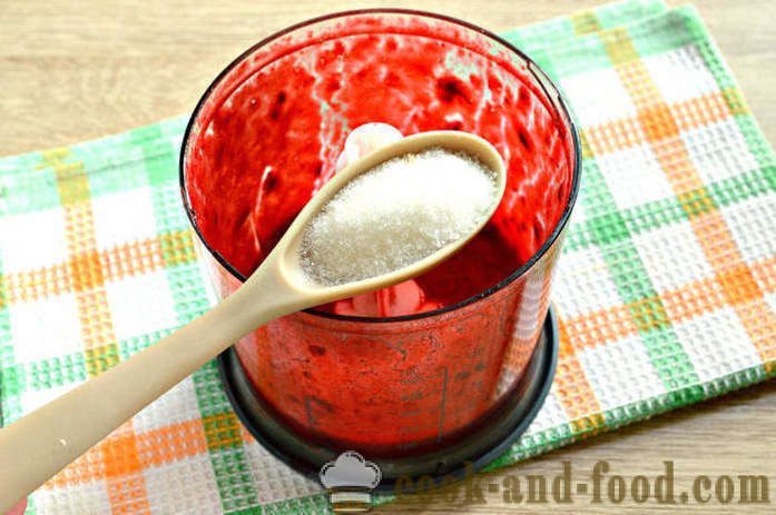 Češnjev smoothie v mešalniku - kako narediti napitek z mlekom in češenj v domu, korak za korakom receptov fotografije