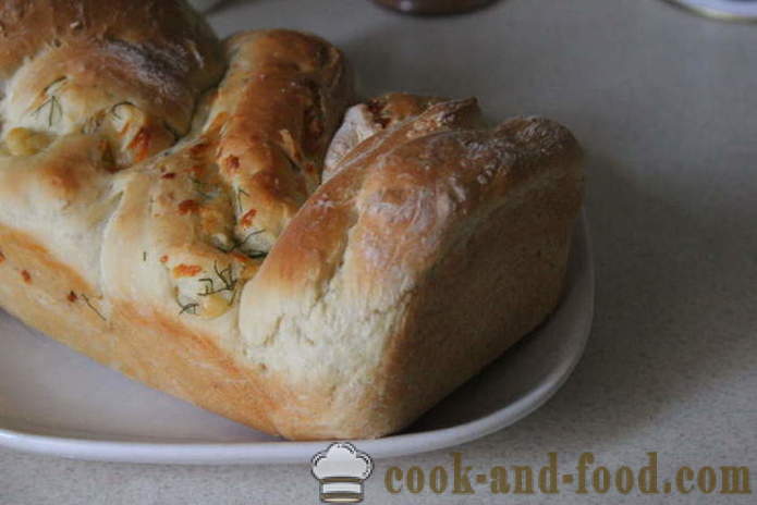 Domači sir kruh z zelišči - korak za korakom recept sir kruh v pečici, s fotografijami