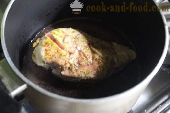 Sočno piščančje prsi pečen v pečici s kislo smetano - kako kuhati okusno piščančje prsi, korak po korak receptov fotografije