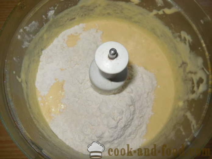 Enostavno cupcake na kondenziranega mleka v pečici - kako speči piškote na kondenziranega mleka, korak za korakom receptov fotografije
