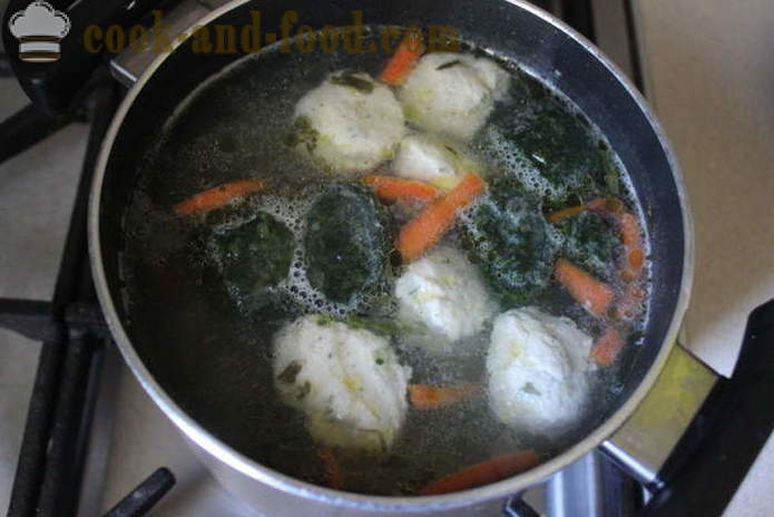 Špinača juha s smetano in cmoki - kako kuhati juho s špinačo zamrznjena, korak za korakom receptov fotografije