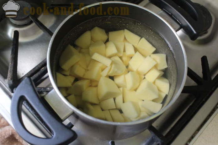 Češki krompirjeva juha z gobami - kako kuhati češki juho z gobami, korak za korakom receptov fotografije