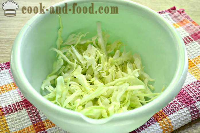 Korak za korakom recept foto okusno solato iz svežega zelja in korenja - kako kuhati okusno solato iz mladega zelja in korenja