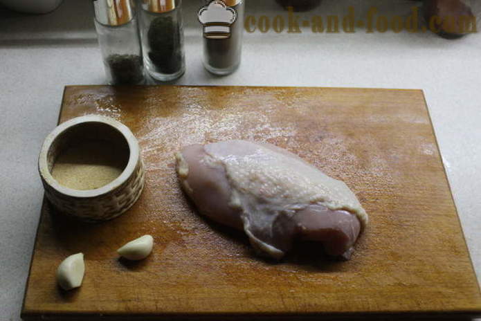 Pečen piščančje prsi z medom, česna in začimb - kako kuhati piščančje prsi v pečici, s korak za korakom receptov fotografije