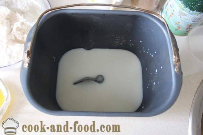 Mlečno bel kruh na kruh stroj - kako speči kruh v mleku, korak za korakom receptov fotografije