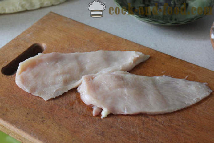 Zrezek iz piščančjih prsi v ponvi - kako speči piščanca zrezek v ponvi, korak za korakom receptov fotografije
