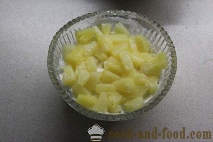 Večplastna solata z gobami, prsi in ananasa - kako bi ananasa solata s piščancem, korak za korakom receptov fotografije