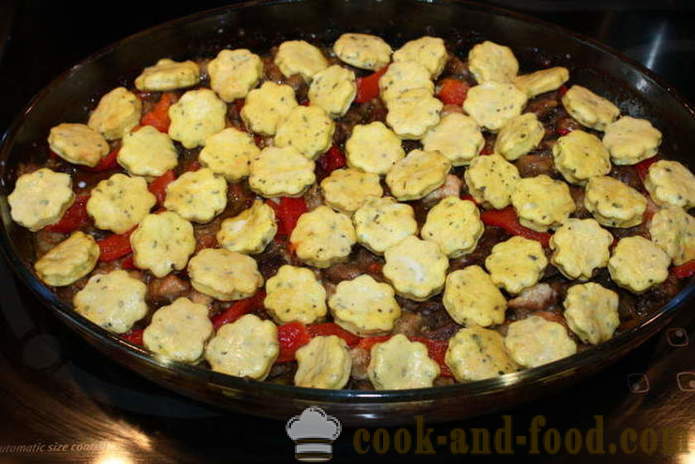 Preprost recept za muffine v pečici - kako kuhati krofi v pečici z gobami in mesom, s korak za korakom receptov fotografije