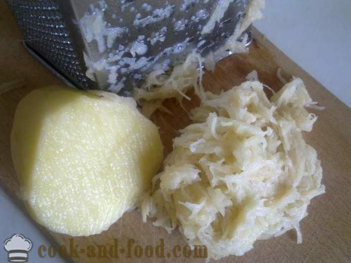 Lonec naribanega surovega krompirja s sirom in česnom - kako kuhati okusno pečenje krompirja v pečici, s korak za korakom receptov fotografije