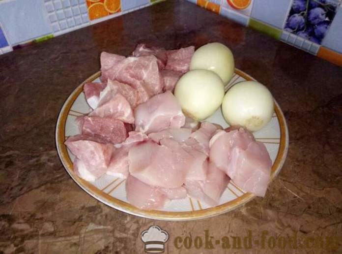 Okusne polpete iz svinjine in piščanca - kako narediti zarebrnice svinjine in piščanca, s korak za korakom receptov fotografije