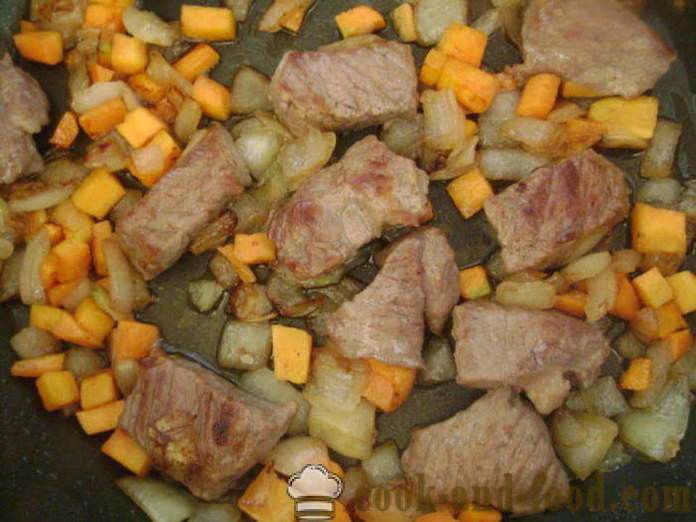 Pot pečenka z mesom in krompirjem v pečici - kako kuhati krompir v lonec z mesom, korak za korakom receptov fotografije