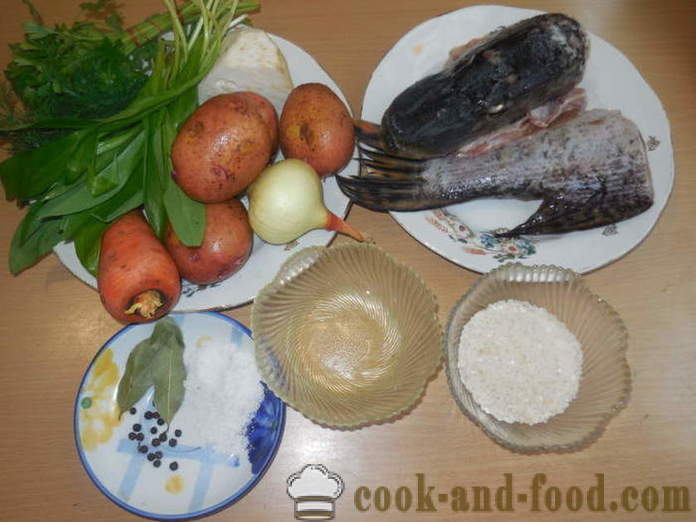Preprost recept za ribjo juho iz PIKE cilji multivarka - kako kuhati juho iz ščuka glavo doma, korak za korakom receptov fotografije
