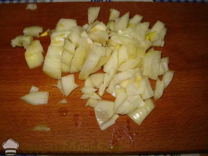 Pražen krompir s čebulo - kako kuhati ocvrt krompir s čebulo v ponvi, korak za korakom receptov fotografije