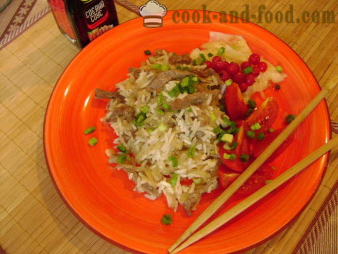 Riž z mesom v kitajščini - kako kuhati riž z mesom v ponvi, korak za korakom receptov fotografije
