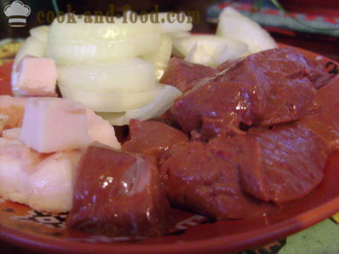 Jetra s krompirjem v ponvi - kako kuhati govejega mesa, jetra s krompirjem, korak za korakom receptov fotografije