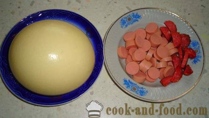 Velike ocvrta jajca s klobasami iz nojevega jajca - kako kuhati omleto iz nojevega jajca, korak za korakom receptov fotografije