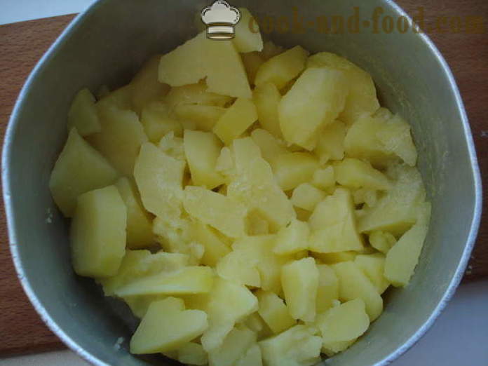 Nadev za cmoki s krompirjem - kako narediti nadev za cmoki in krompirja, s korak za korakom receptov fotografije