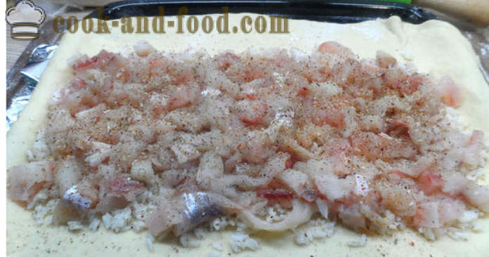 Kvas torta z ribami in riža in sveže ribe - kako kuhati pito z ribo v pečici, s korak za korakom receptov fotografije