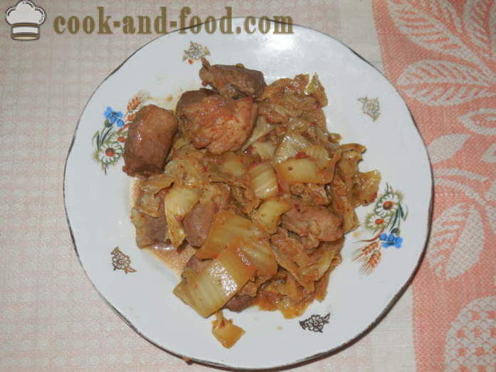 Svinjina z Kimchi v korejski - Kimchi kot prepražimo z mesom, korak za korakom receptov fotografije