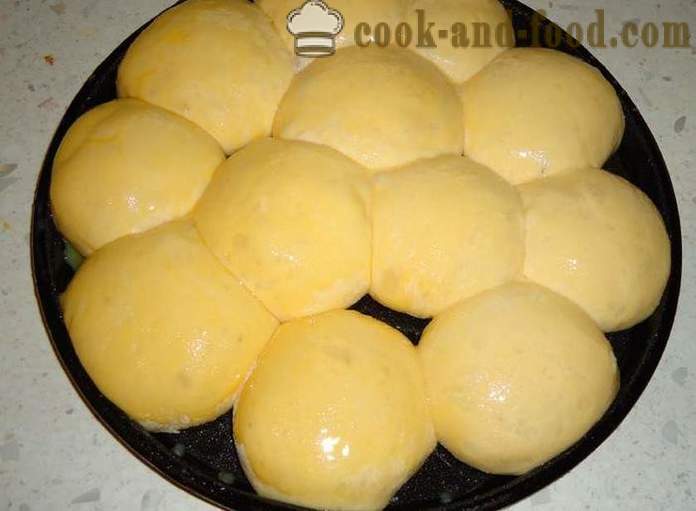 Kvas kruhki s sezamom v pečici - kako narediti figo s sezamovimi semeni doma, korak po korak receptov fotografije
