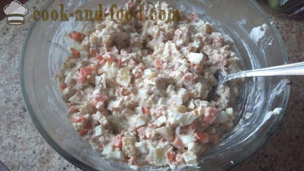 Solata iz tune z jajcem in krompirjem - kako pripraviti solato tuna v pločevinkah, korak po korak receptov fotografije