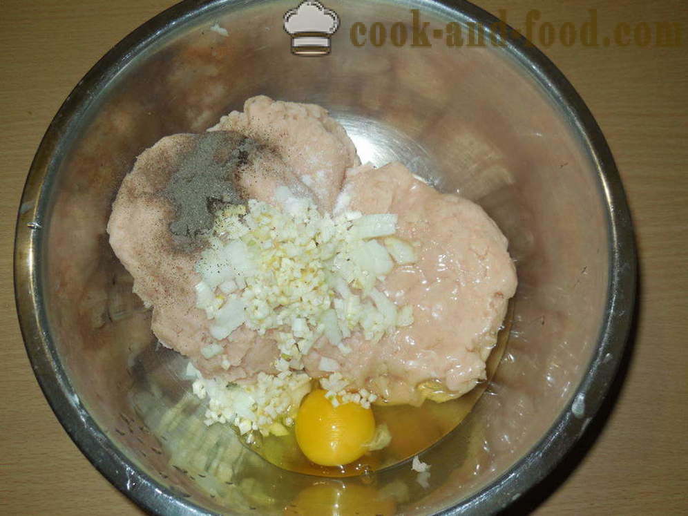 Parna meso rola prepelice jajca - kako kuhati mesno štruco z jajci za nekaj, s korak za korakom receptov fotografije