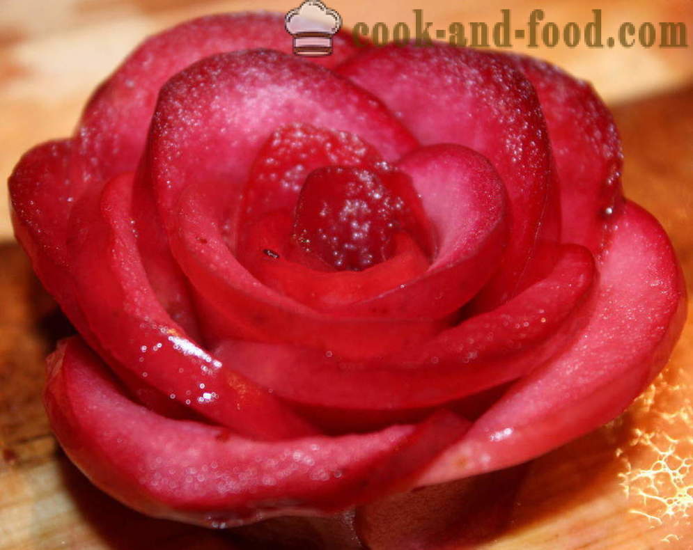 Recept jabolk povečala - kako narediti jabolčni kolač vrtnice, korak za korakom receptov fotografije