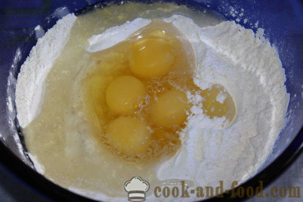 Domače jajčni rezanci brez vode - kako bi rezance za juho na jajca, korak za korakom receptov fotografije