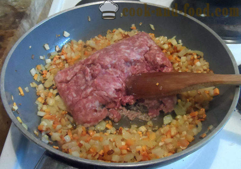Lazanje z mletim mesom in bešamel omako - kako pripraviti lazanjo z mletim mesom doma, korak za korakom receptov fotografije