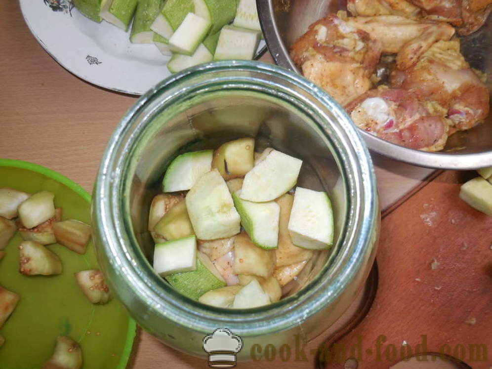 Pijani piščanec v lonec v pečici v lastnem soku - kako speči piščanca v lonec z zelenjavo, korak za korakom receptov fotografije