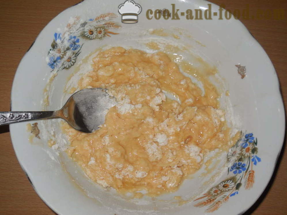 Testenine na jajcih, brez vode - kako narediti domače rezance za juho, korak za korakom receptov fotografije