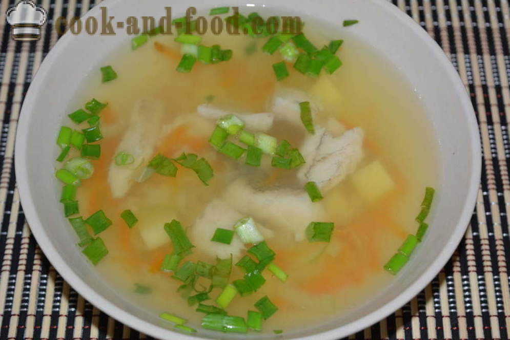 Okusna juha iz ščuke v domu - kako kuhati ribjo juho iz pike, korak za korakom receptov fotografije