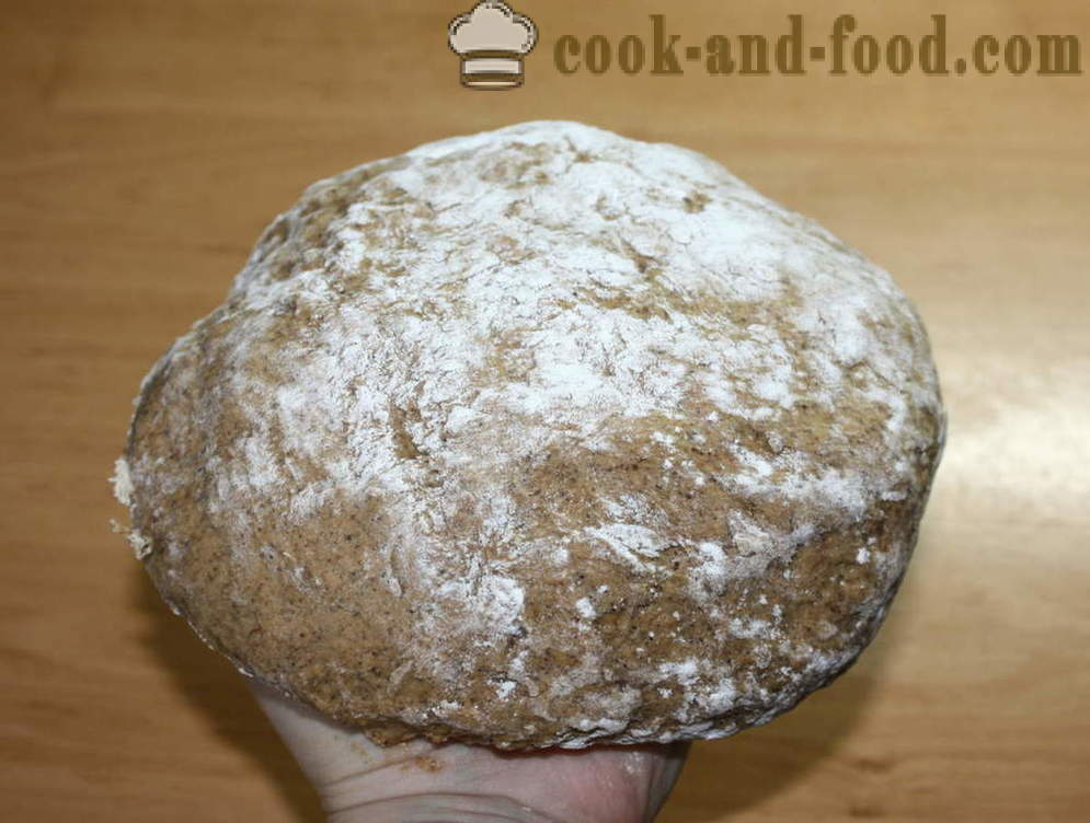 Recept za rženega kruha v pečici - kako spečemo rženi kruh doma, korak za korakom receptov fotografije