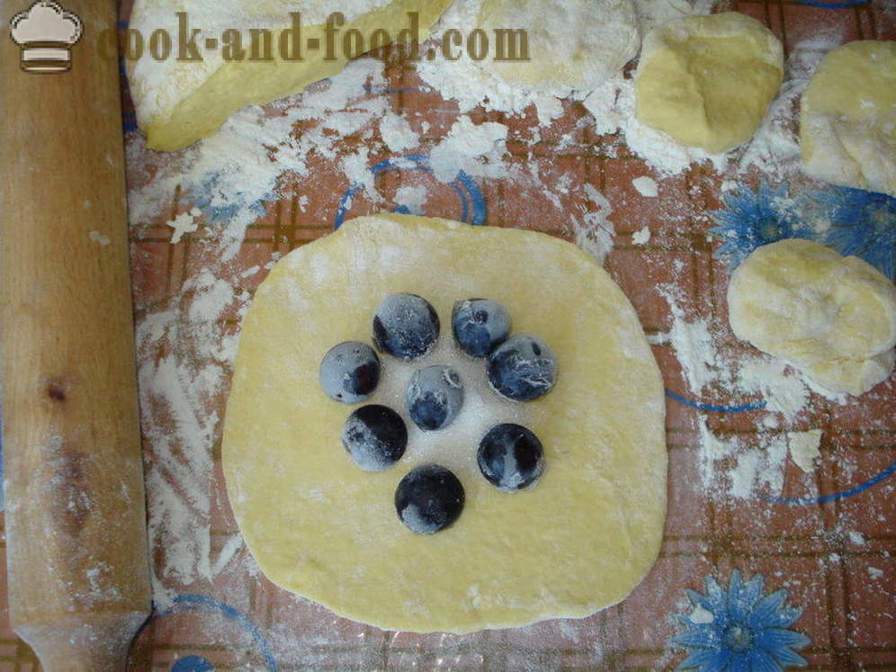 Prvotni veliki cmoki z jagodami - kako kuhati cmoki z jagodami, korak za korakom receptov fotografije