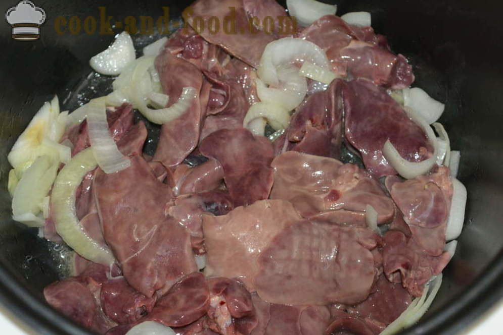 Tender piščančja jetra s krompirjem v multivarka - kako kuhati krompir z piščančjih jetrih multivarka, korak za korakom receptov fotografije