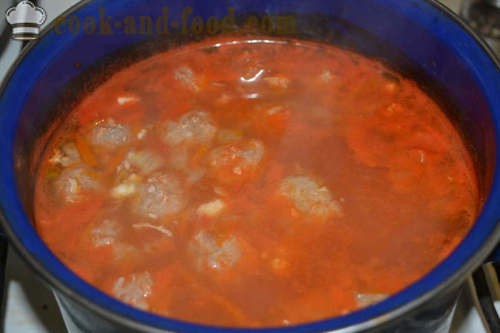 Paradižnikova juha z mesne kroglice - kako kuhati paradižnikovo juho z mesne kroglice, s korak za korakom receptov fotografije
