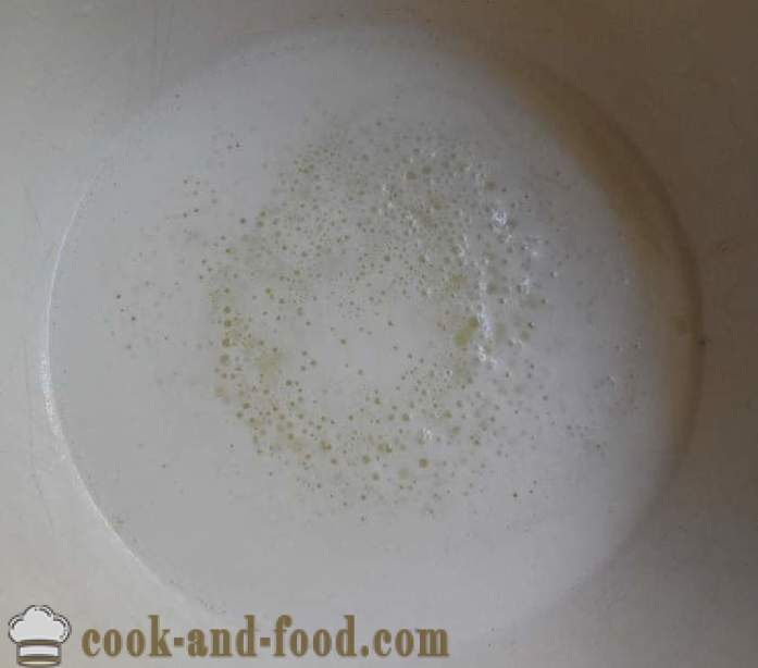 Puhasto cmoki z češnja na seruma ali kefir - recept, kako kuhati cmoke s češnje, korak za korakom s fotografijami