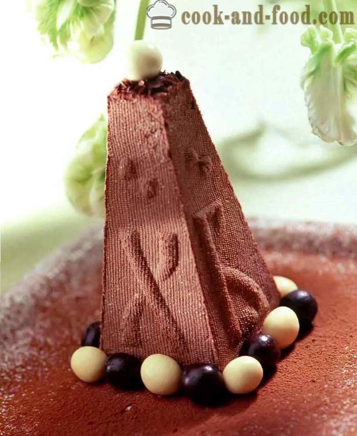 Čokoladni velikonočni skuta in smetana - preprost recept za surovo čokoladno velikonočno skuto