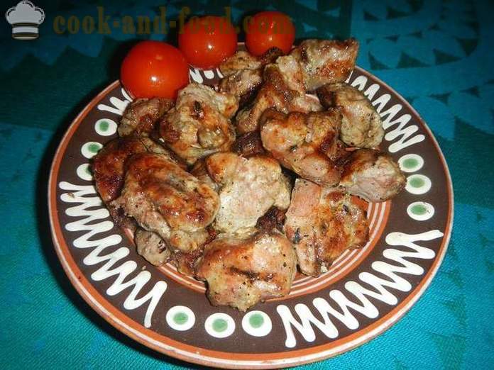 Juicy svinjina na žaru - kako marinirati meso za kebab, žar, pečenje na žaru ali cvrtje na žaru recept s fotografijami.